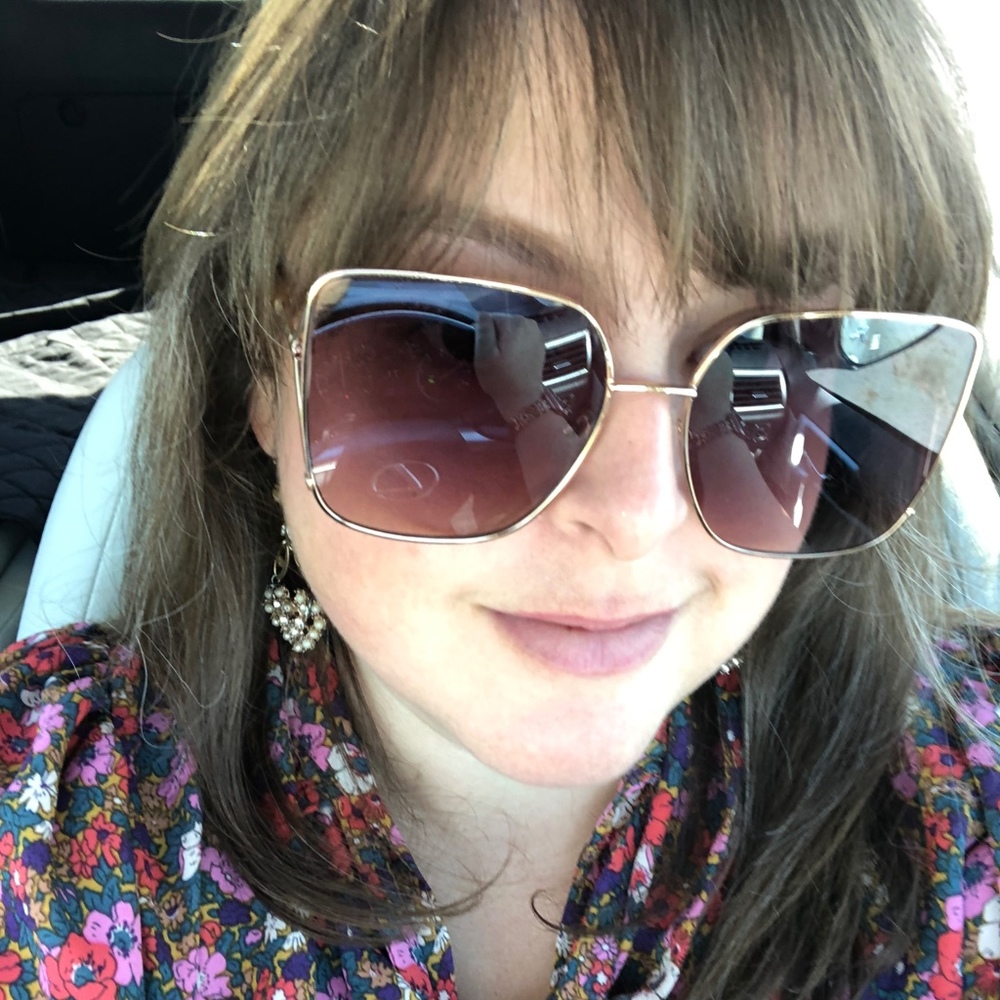 Meet your Posher, Candice